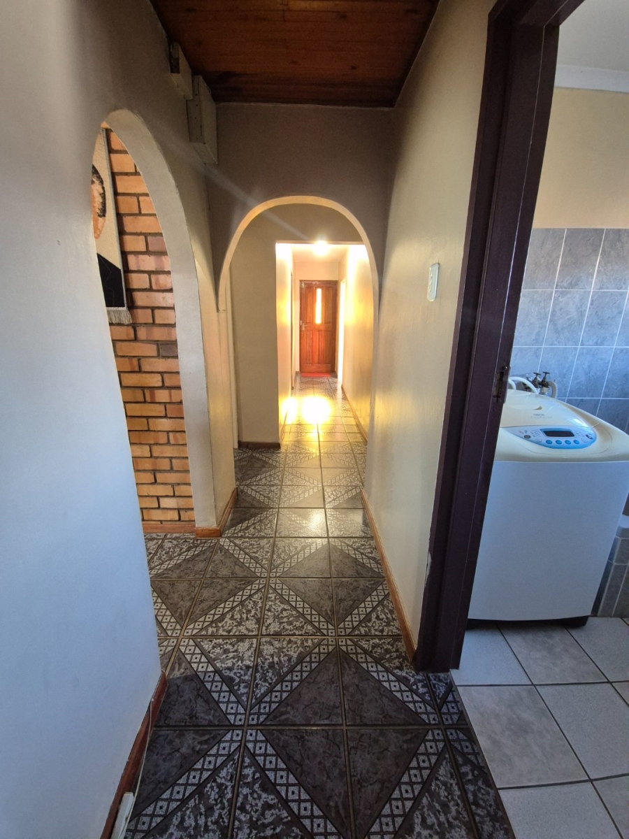5 Bedroom Property for Sale in Motherwell Eastern Cape